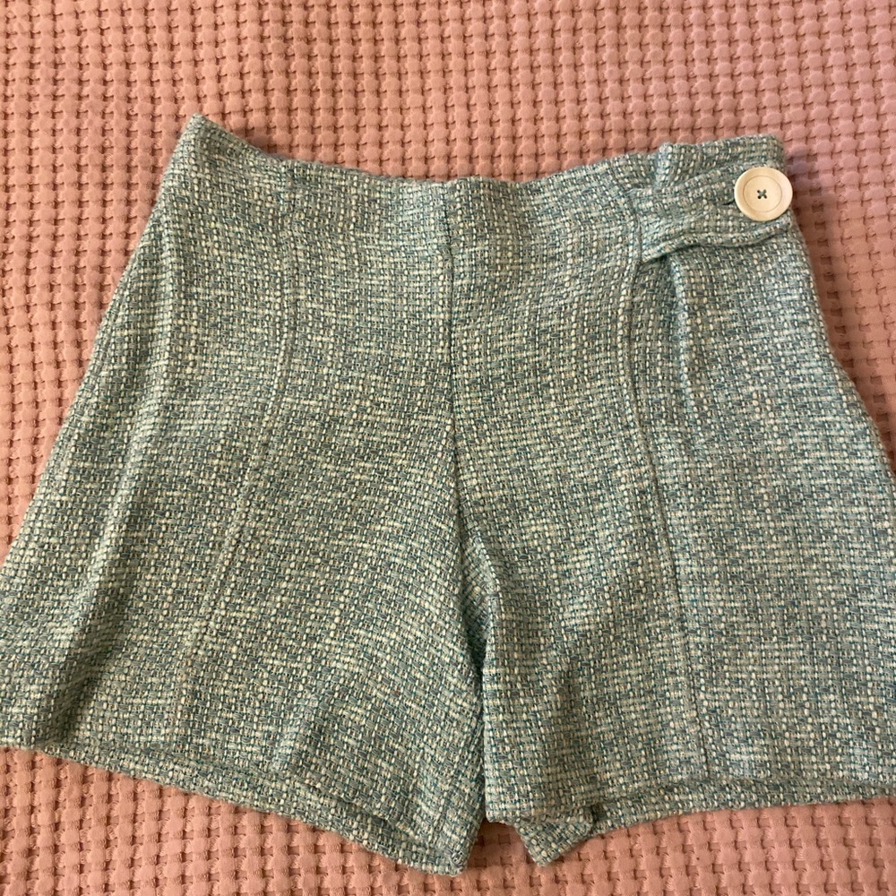 Zara shorts and white tops sz 9-10